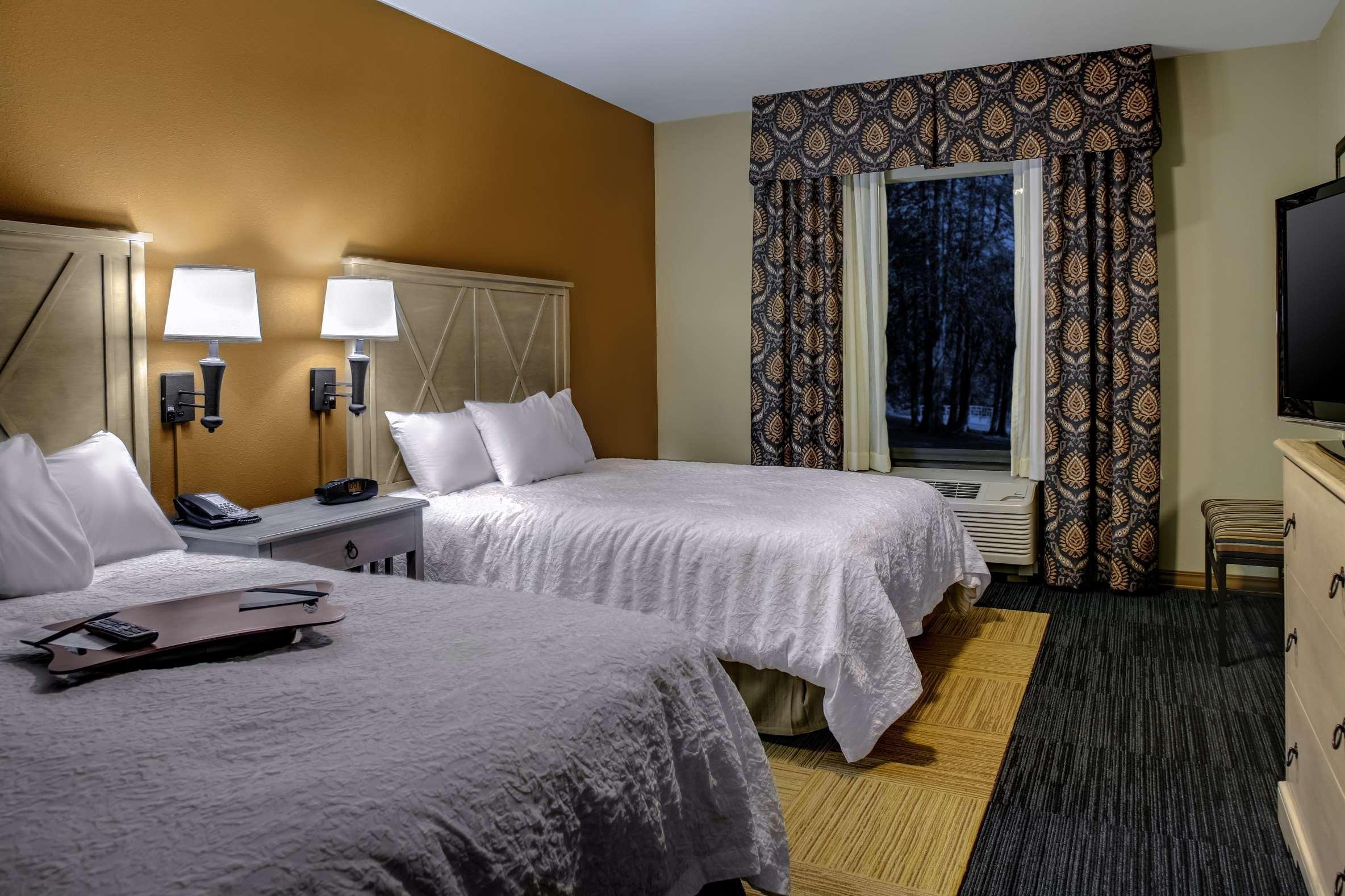 Hampton & Dodge Boot Hill Casino Hotel Dodge City