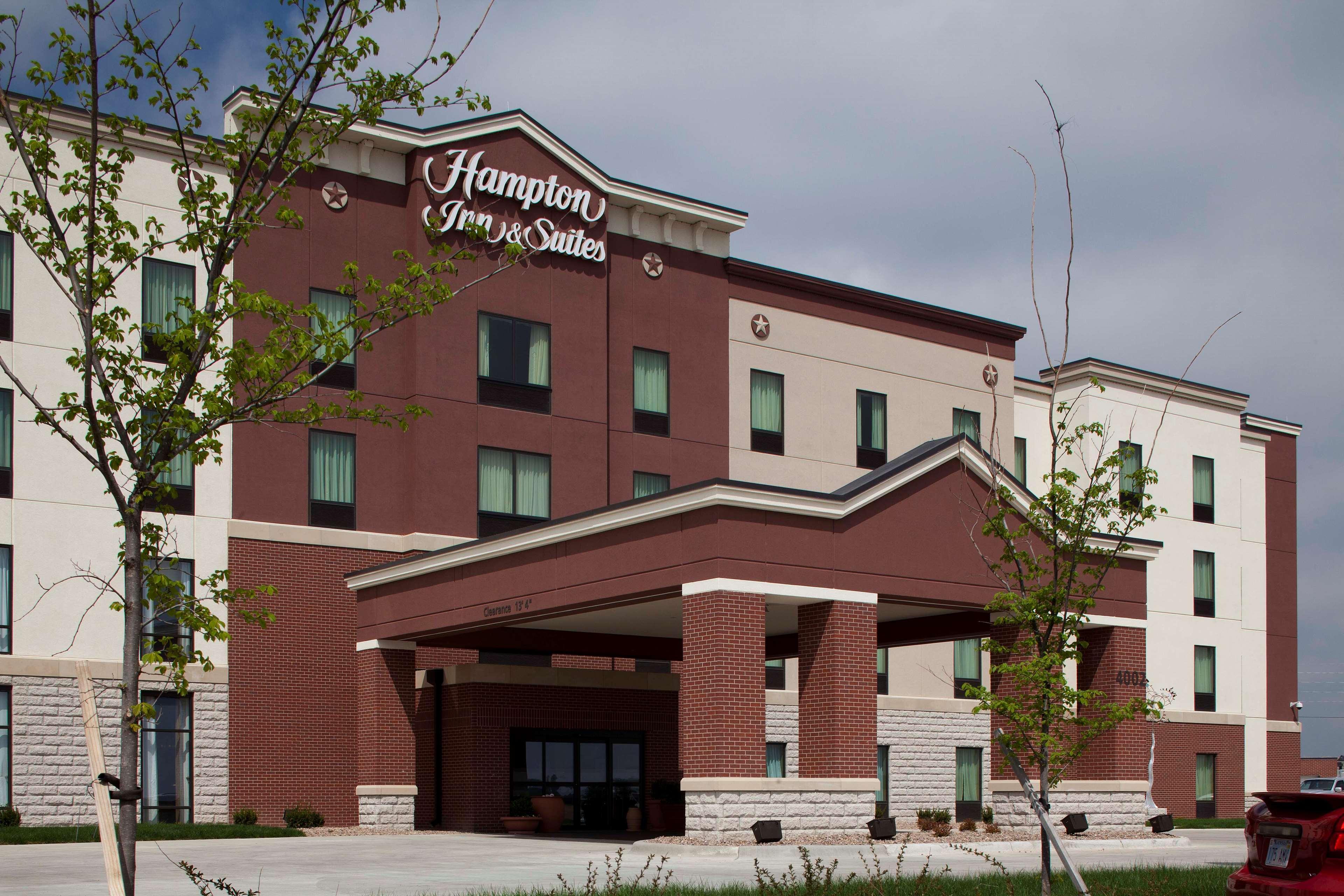 Hampton & Dodge Boot Hill Casino Dodge City