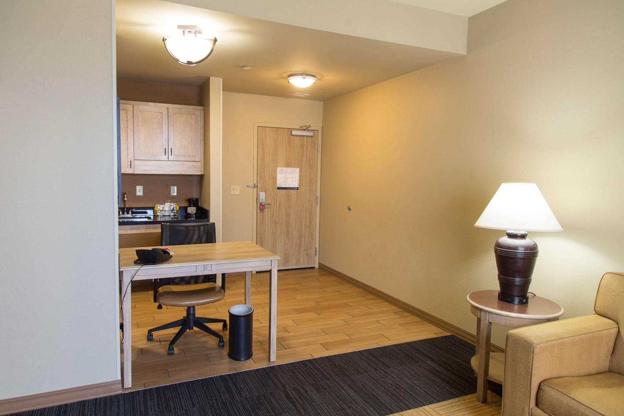Hampton & Dodge Boot Hill Casino Hotel Dodge City