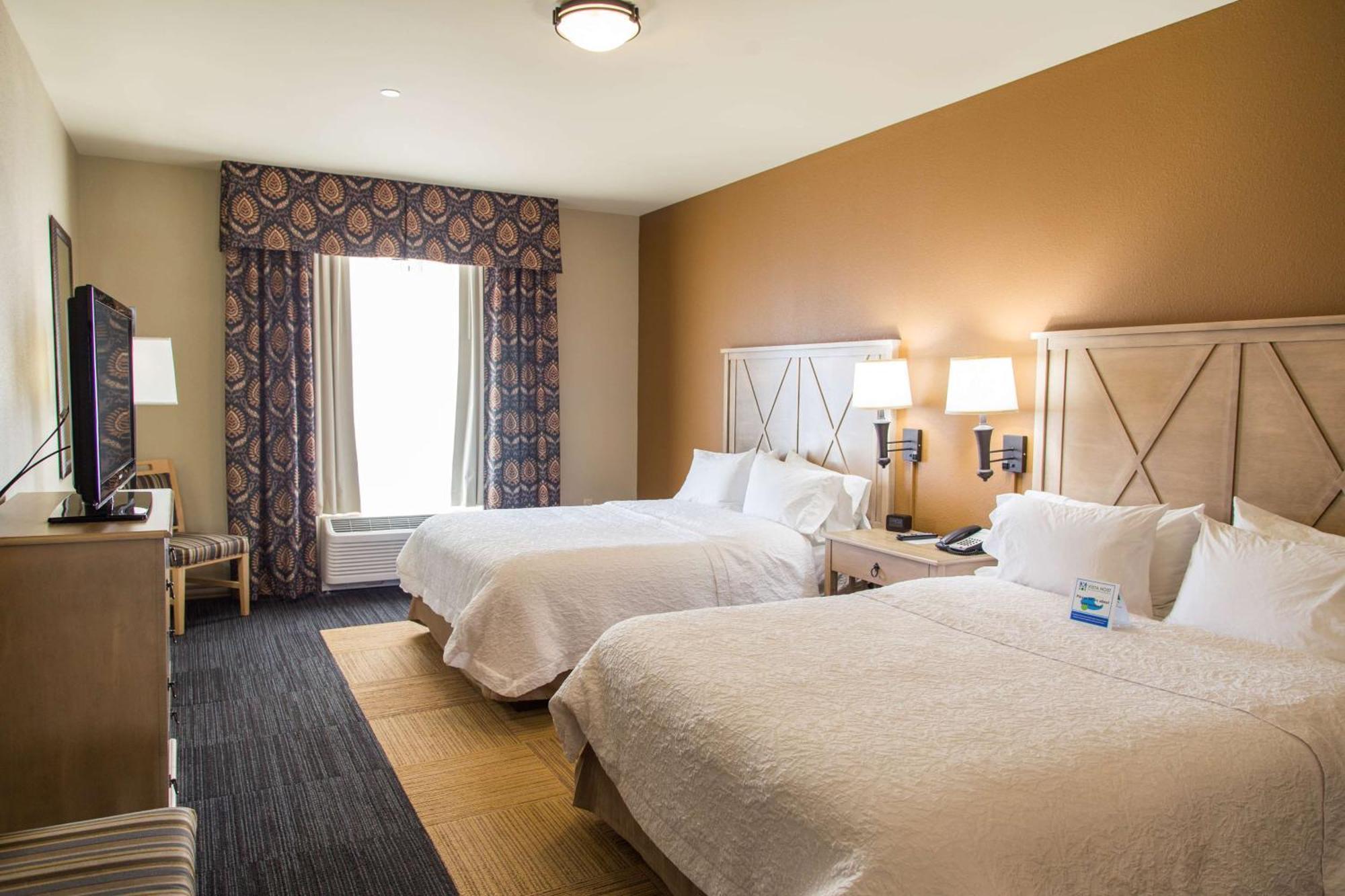Hampton & Dodge Boot Hill Casino 3*