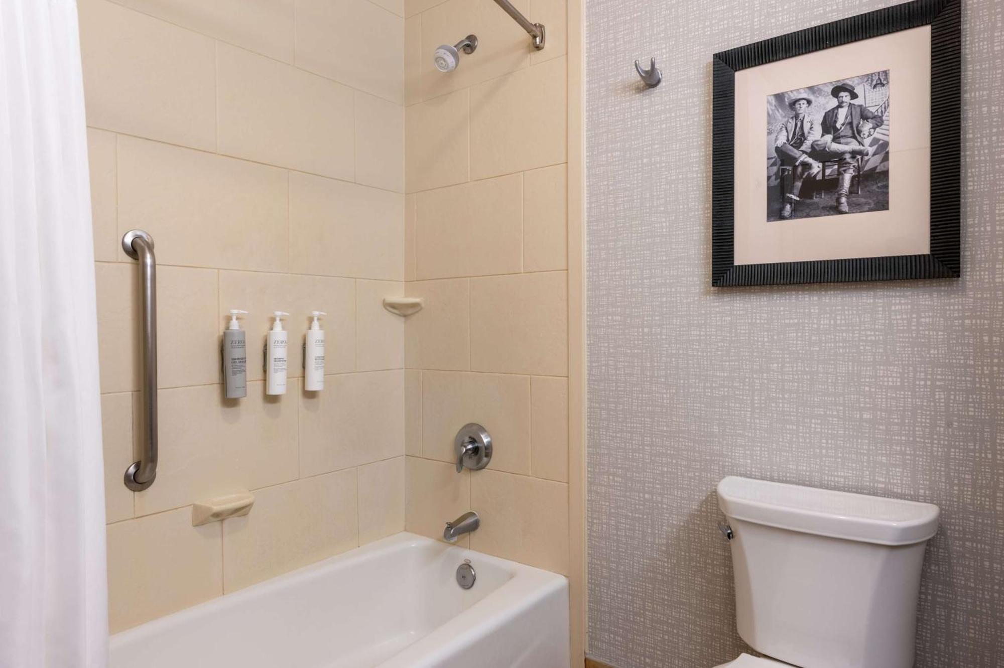 Hampton & Dodge Boot Hill Casino Hotel 3*
