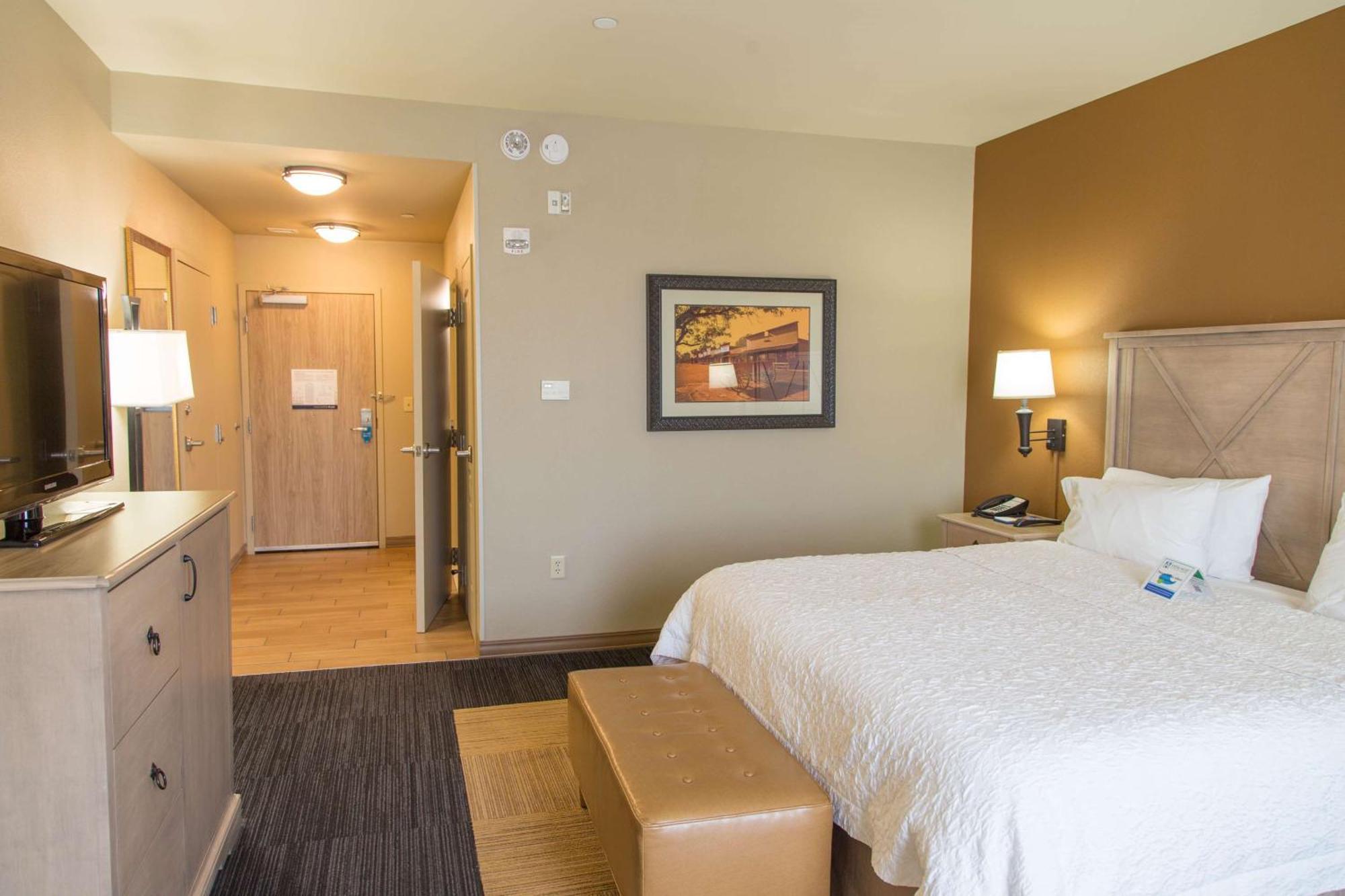Hotel Hampton & Dodge Boot Hill Casino Dodge City